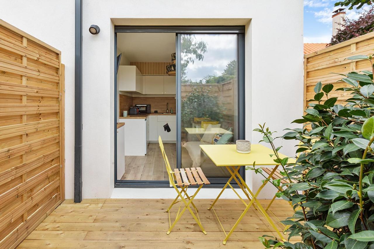 La Cabane Des Bords De Loire Saint-Sebastien-sur-Loire Ngoại thất bức ảnh